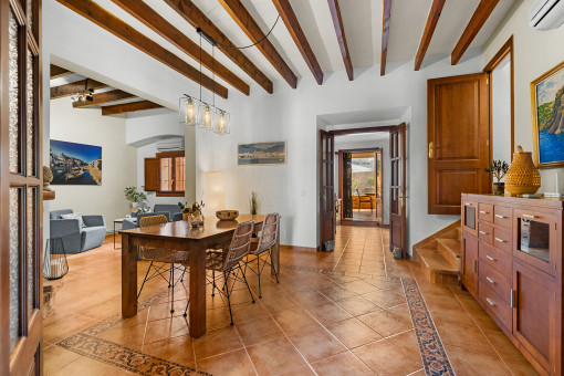 Sala de estar y comedor