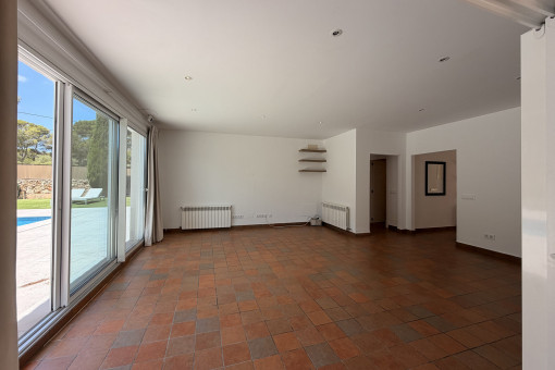 Salón con acceso directo a la terraza
