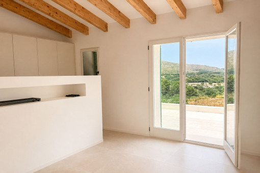 Dormitorio principal con acceso a la terraza