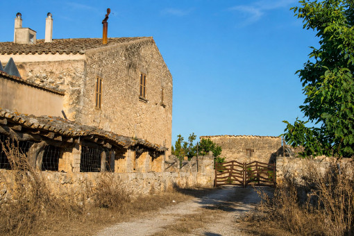 Edificaciones agrícolas tradicionales