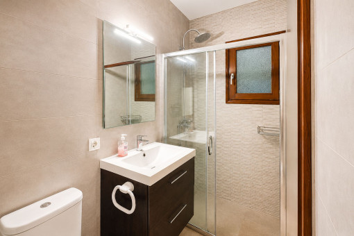 Baño reformado con ducha