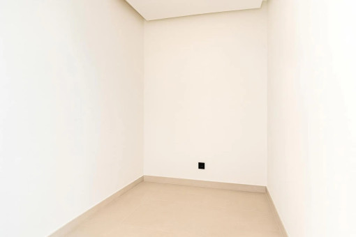 Vestidor comunicado con el dormitorio principal