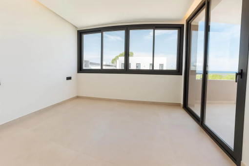 Segundo dormitorio doble con acceso a la terraza