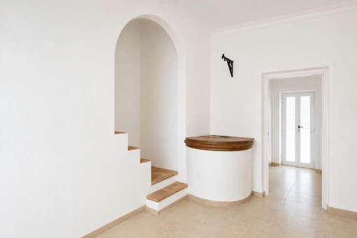 Escalera y el pozo antiguo