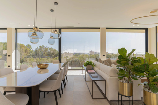 Luminoso salón-comedor