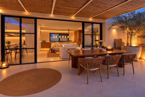 La terraza por la noche