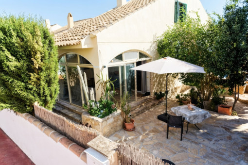 Jardin alrededor
