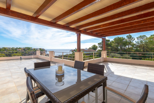 Amplia terraza