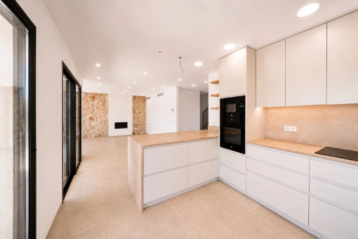 Cocina con elementos de piedra